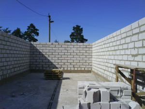 Строительство стен из пеноблоков